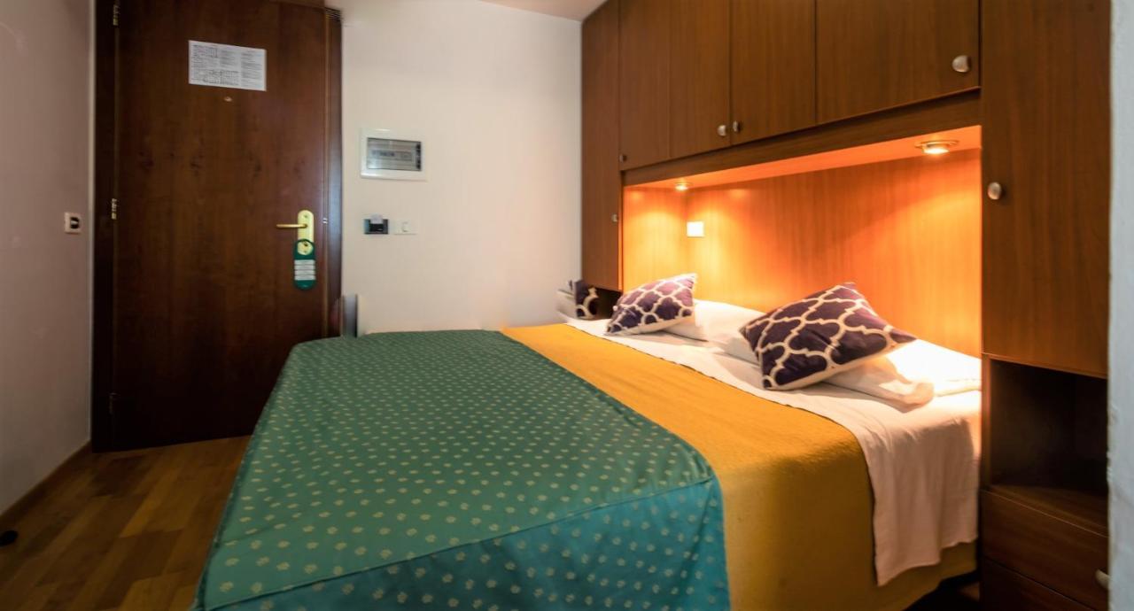 Hotel Centro Benessere Gardel Арта Терме Екстериор снимка