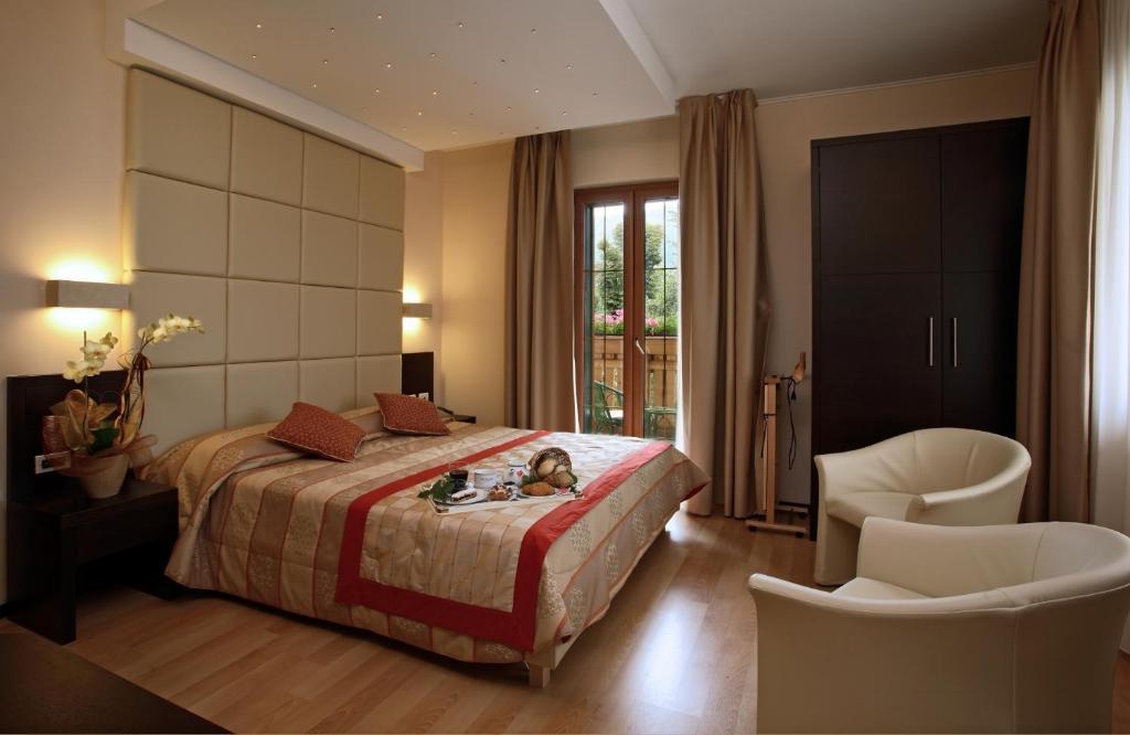 Hotel Centro Benessere Gardel Арта Терме Стая снимка
